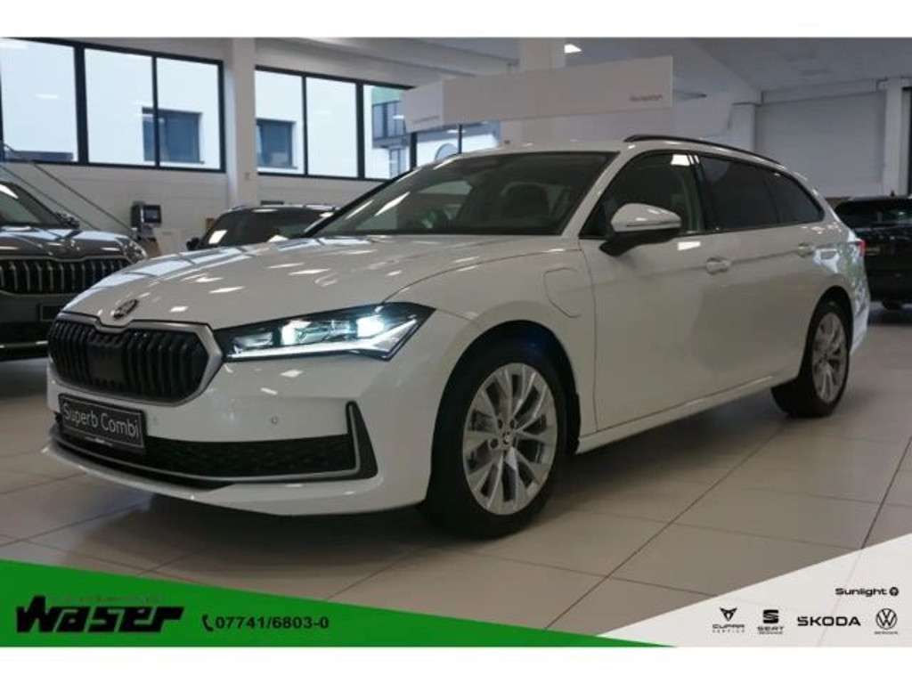 Skoda Superb 2025 Hybride Benzine