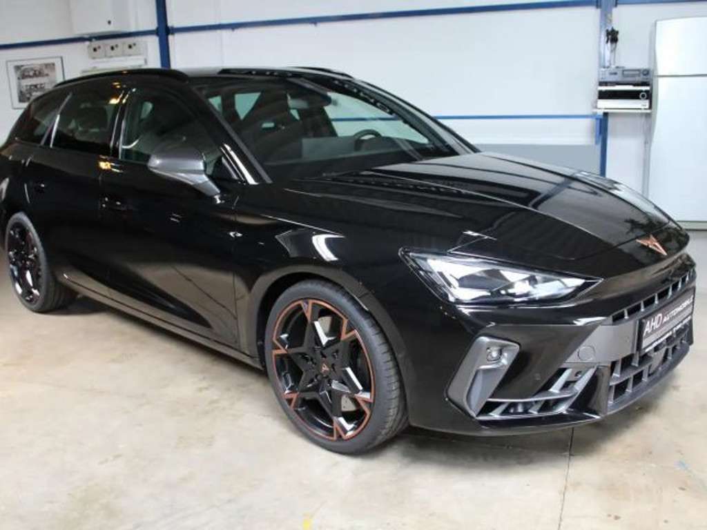 Cupra Leon 2025 Benzine