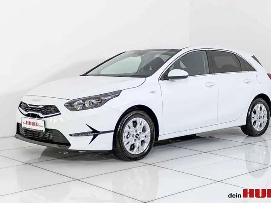 Kia Ceed 2024 Benzine