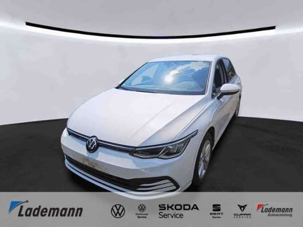 Volkswagen Golf 2023 Benzine