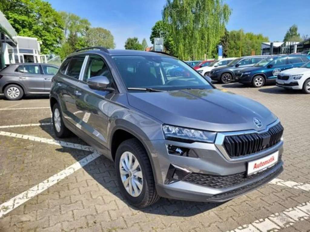 Skoda Karoq 2025 Benzine