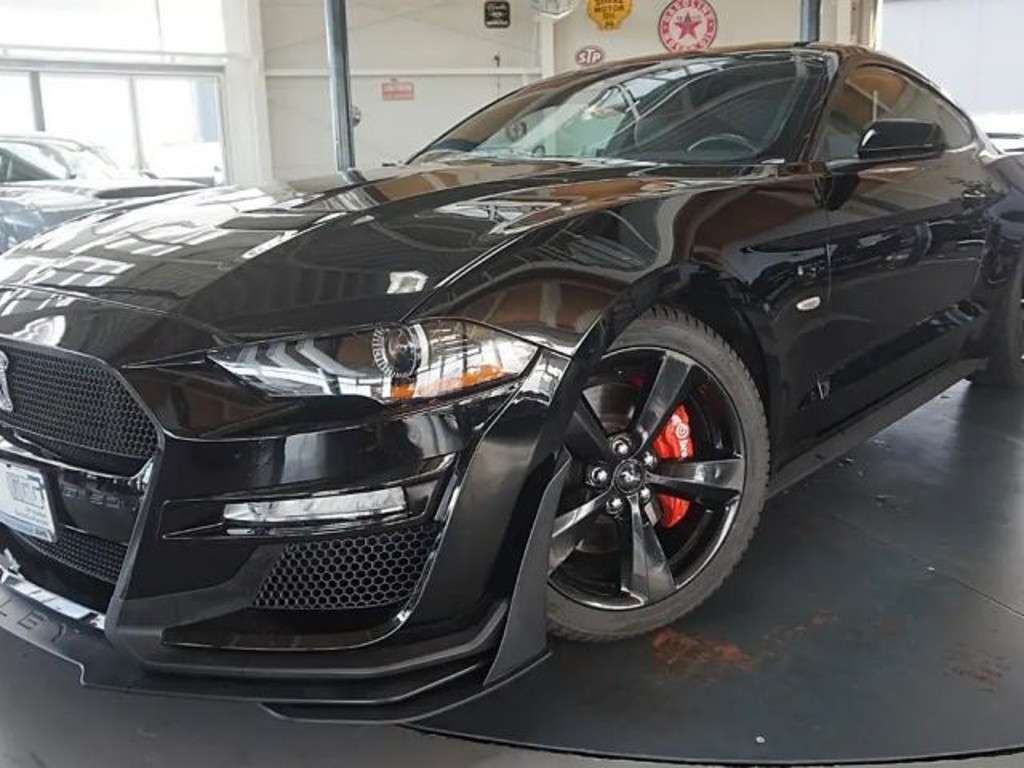 Ford Mustang 2022 Benzine