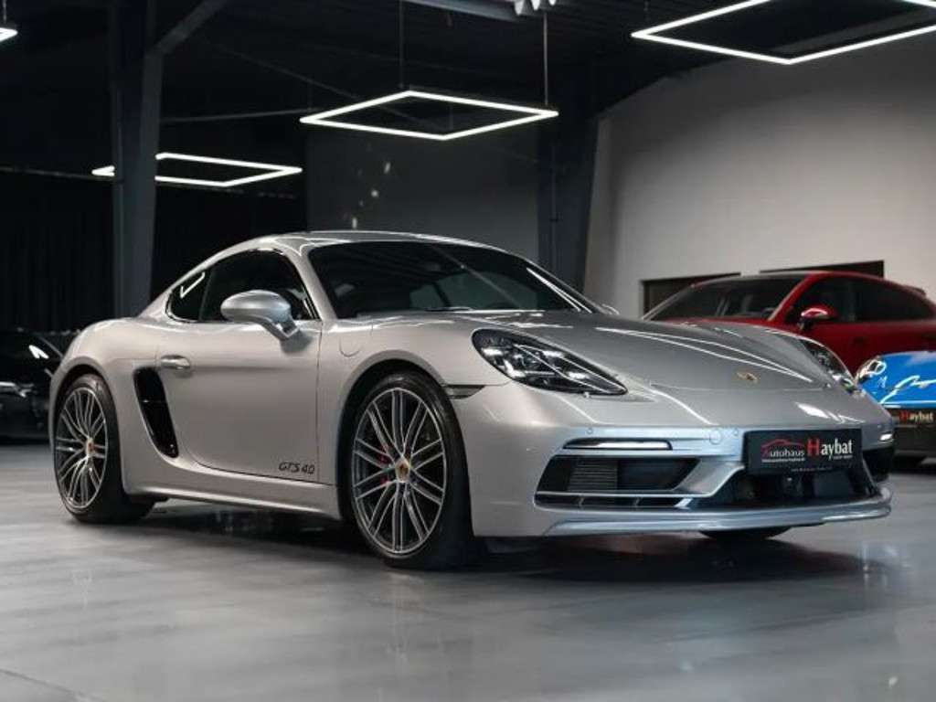 Porsche Cayman 2021 Benzine