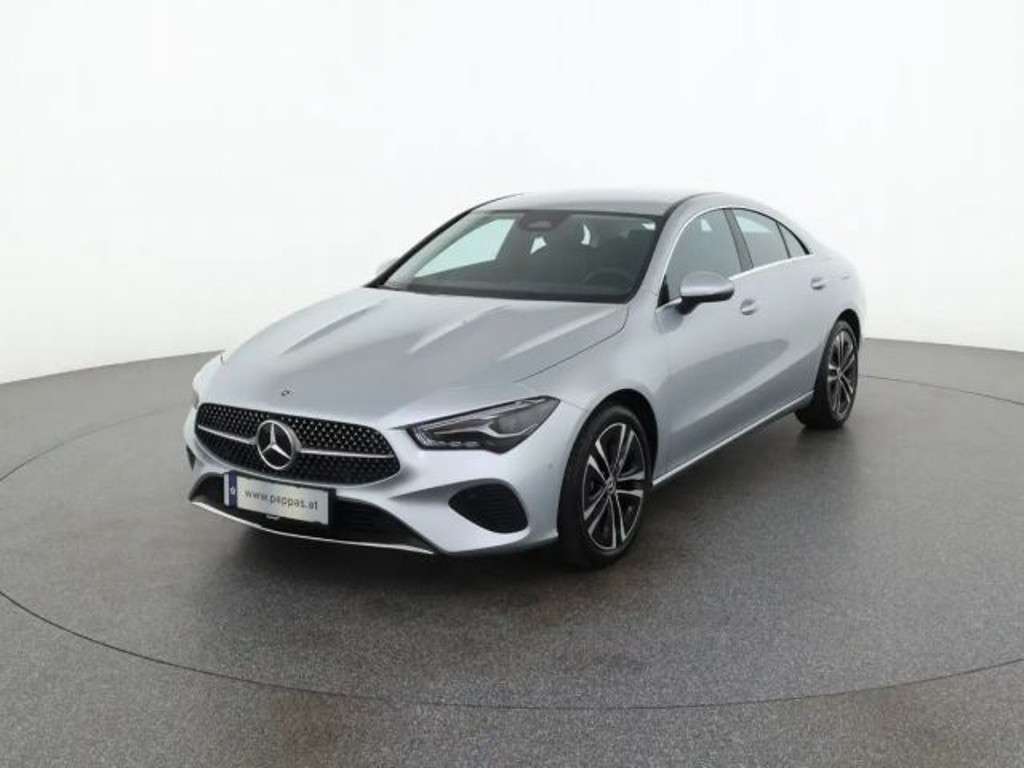 Mercedes-Benz CLA-Klasse 2024 Benzine