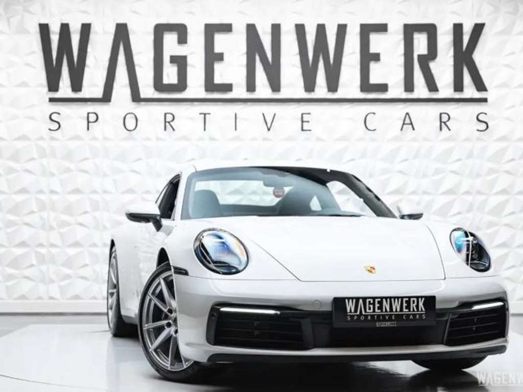 Porsche 992 2022 Benzine