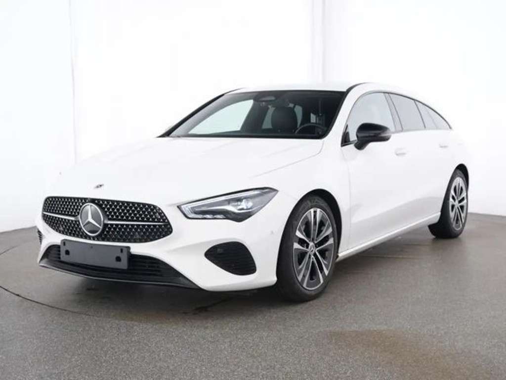 Mercedes-Benz CLA-Klasse 2024 Benzine
