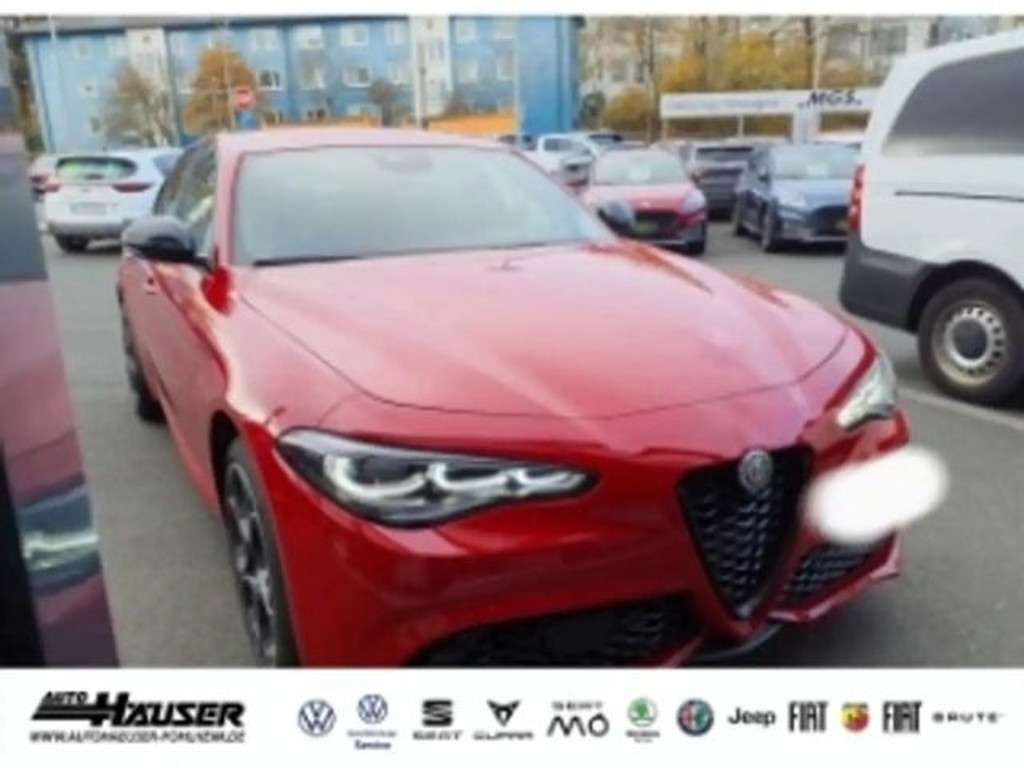 Alfa Romeo Giulia 2023 Benzine