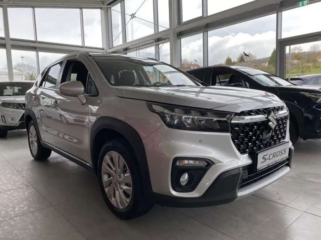 Suzuki S-Cross 2025 Benzine