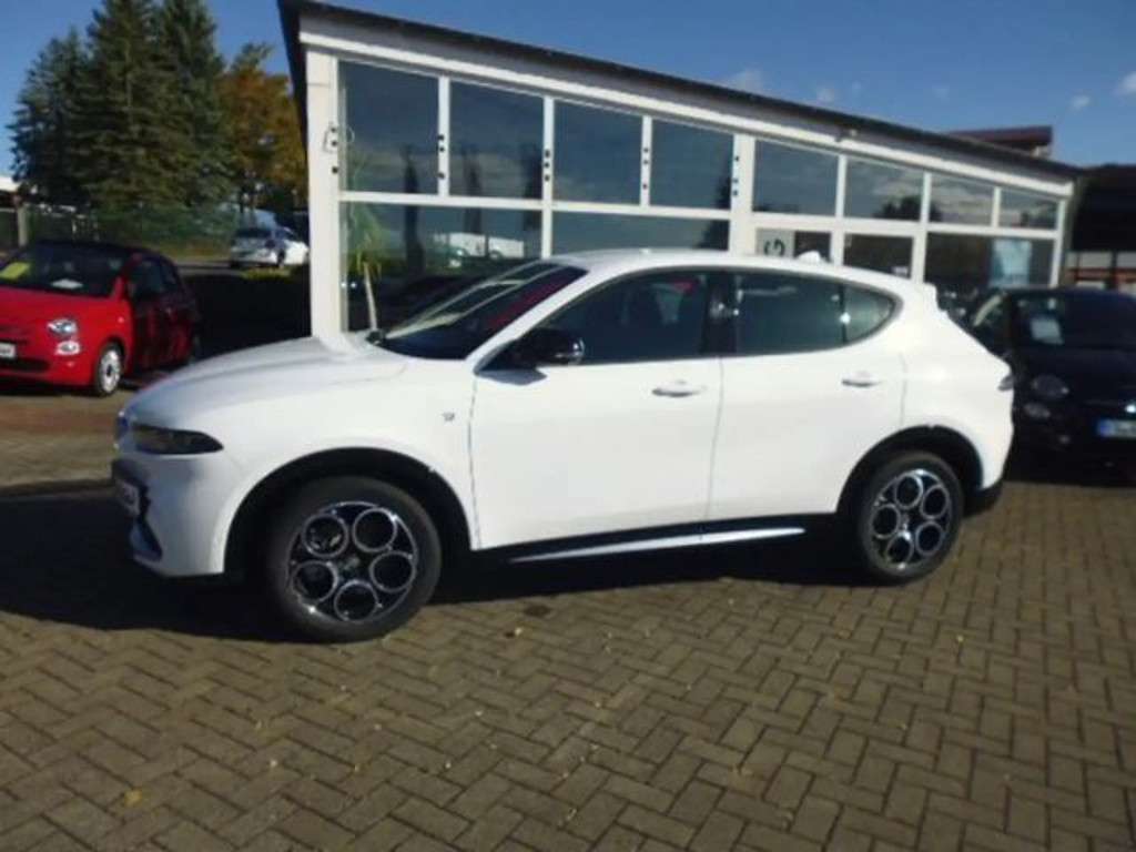 Alfa Romeo Tonale 2023 Benzine