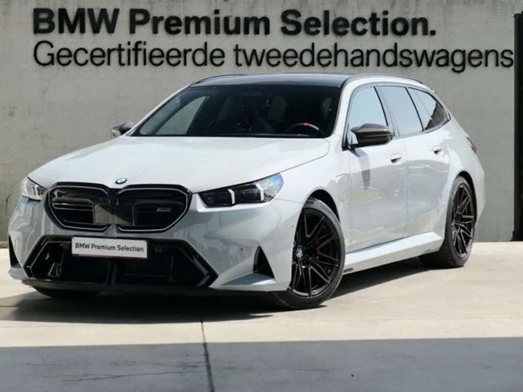BMW M5 2025 Hybride Benzine