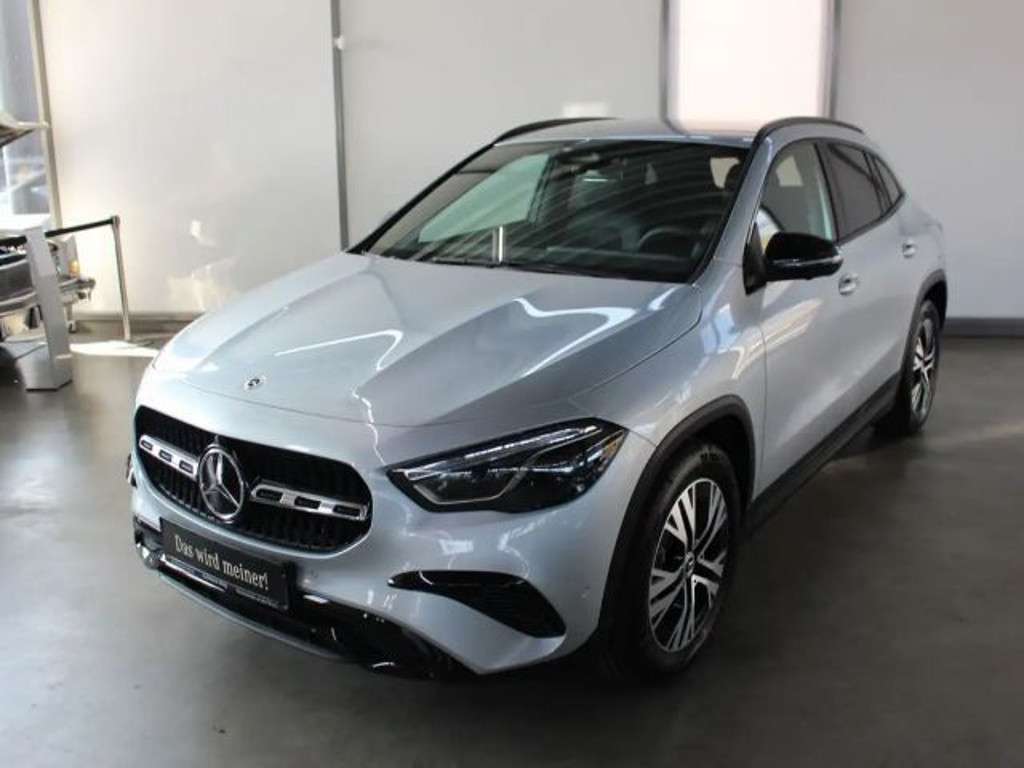 Mercedes-Benz GLA-Klasse 2025 Benzine