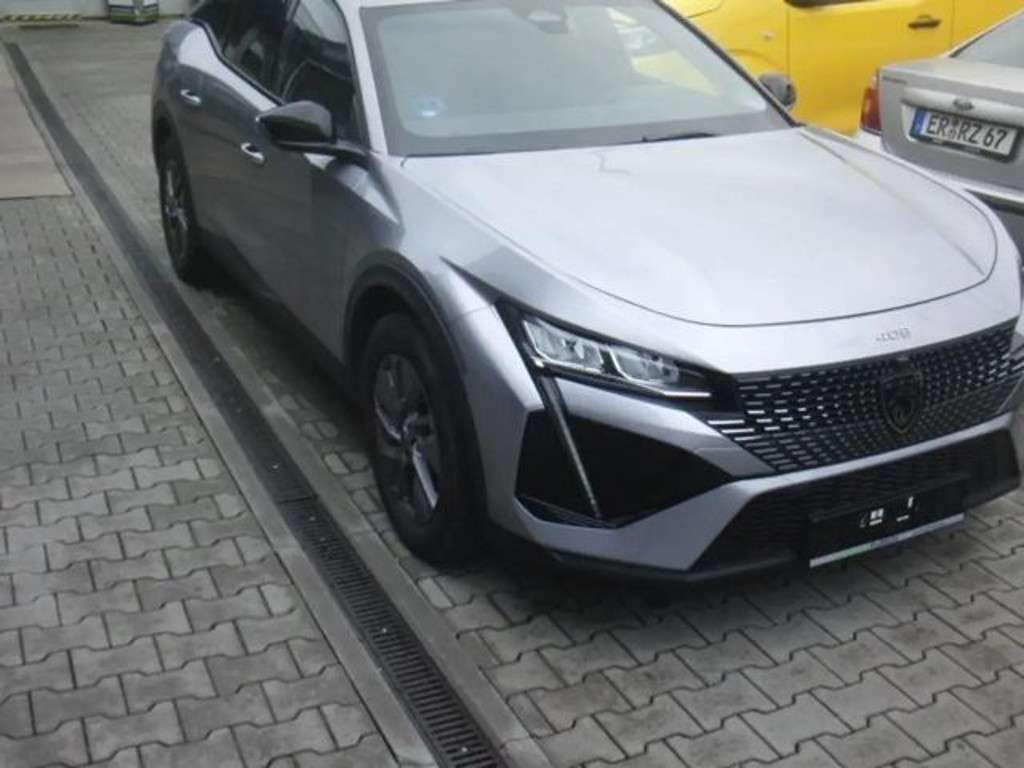 Peugeot 408 2024 Benzine