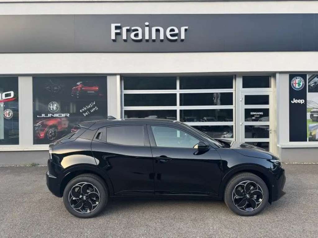 Alfa Romeo Junior 2025 Benzine