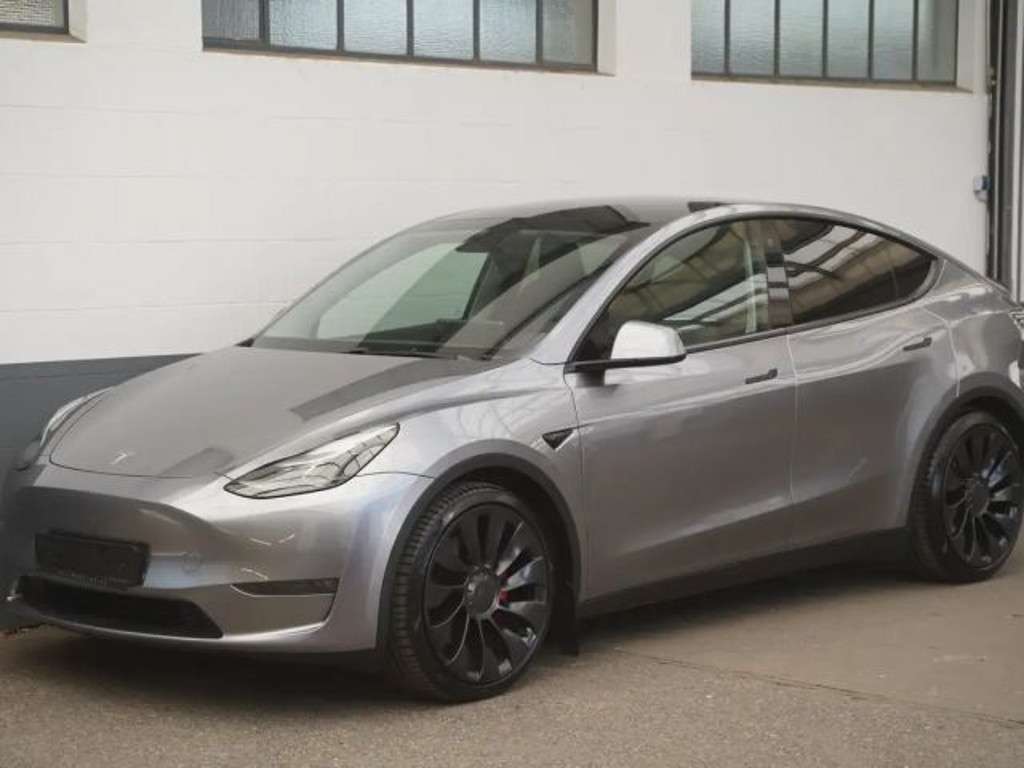 Tesla Model Y 2023 Elektrisch