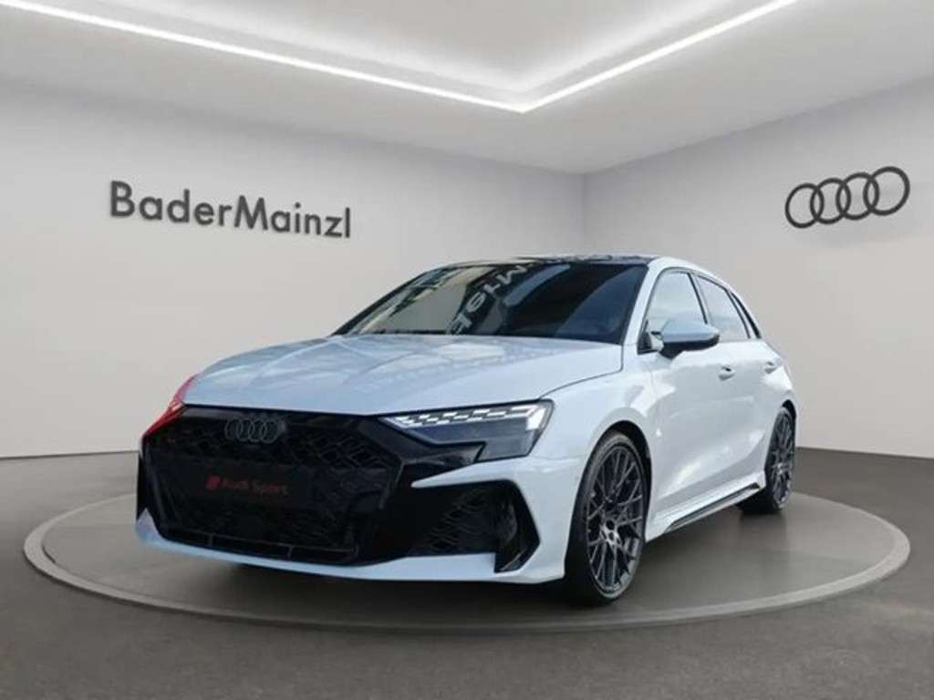 Audi RS3 2025 Benzine