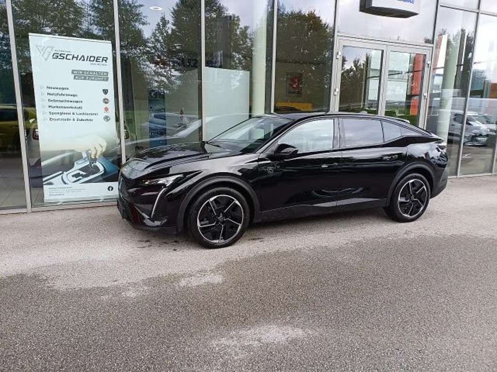 Peugeot 408 2024 Benzine