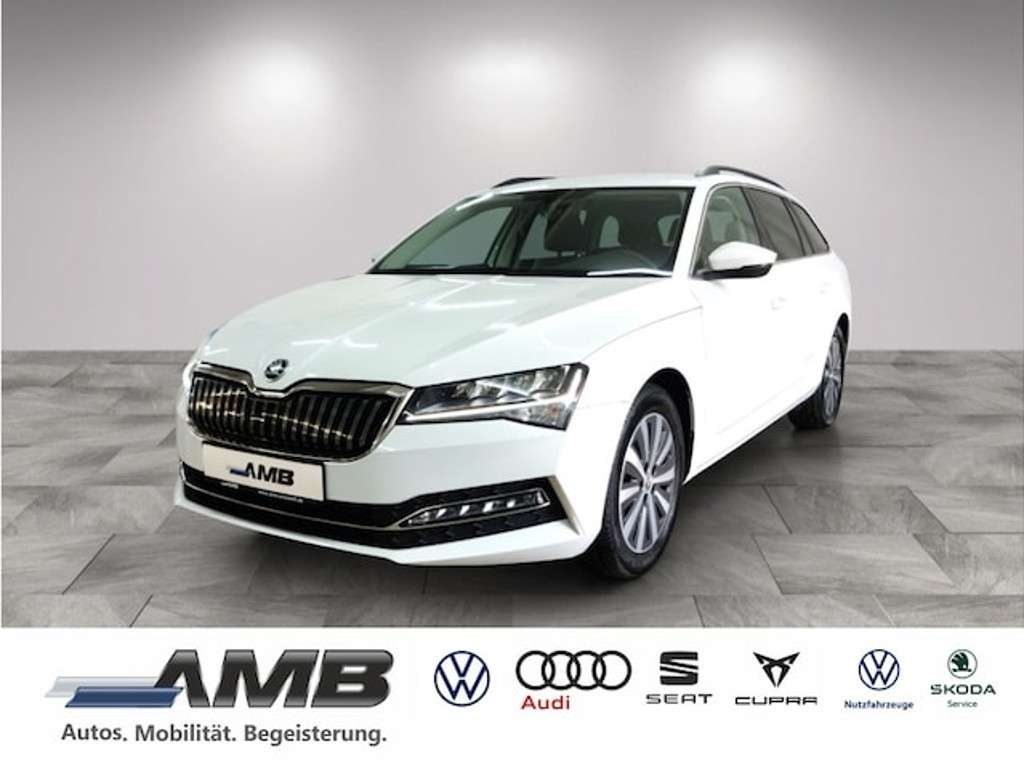Skoda Superb 2023 Hybride Benzine