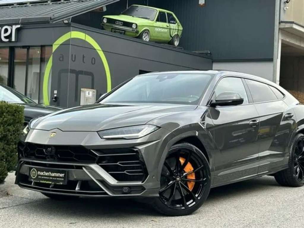 Lamborghini Urus 2021 Benzine