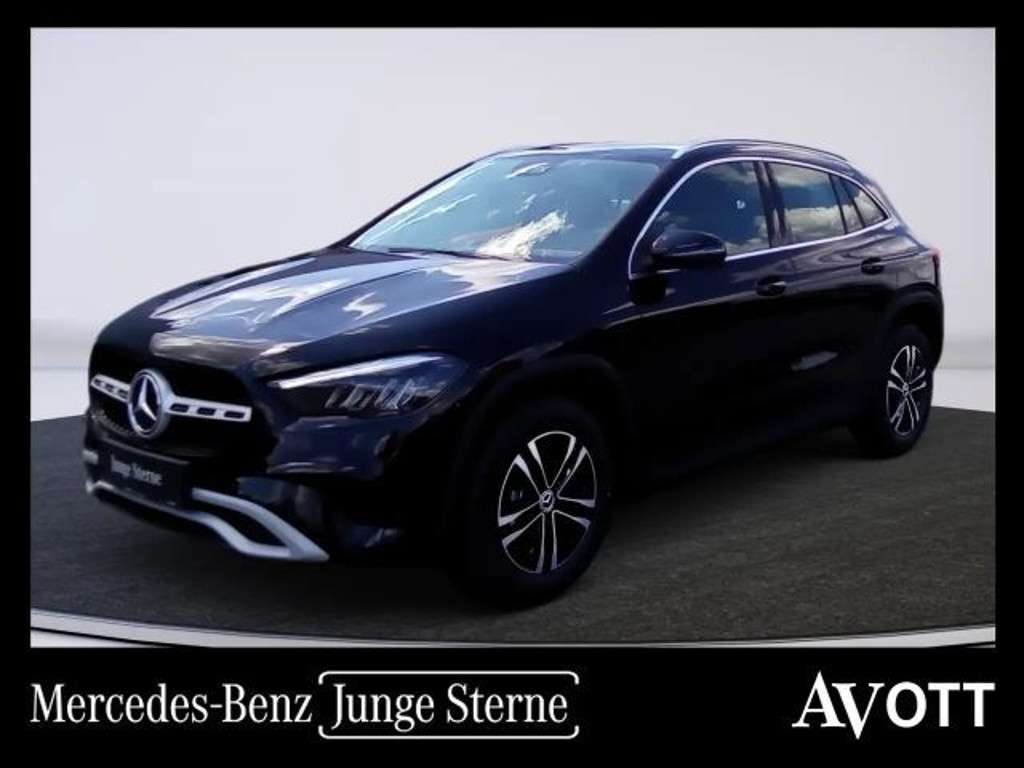 Mercedes-Benz GLA-Klasse 2025 Benzine