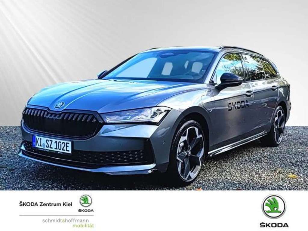 Skoda Superb 2025 Hybride Benzine