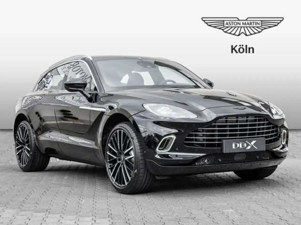 Aston Martin DBX 2023 Benzine