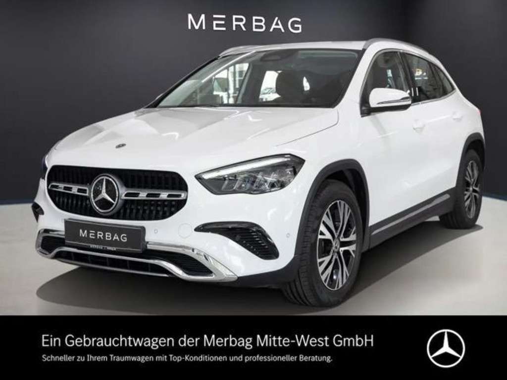 Mercedes-Benz GLA-Klasse 2024 Benzine