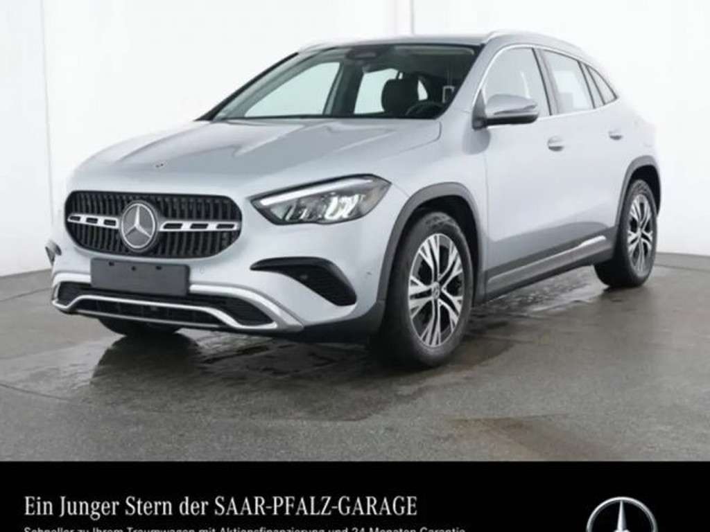 Mercedes-Benz GLA-Klasse 2024 Benzine