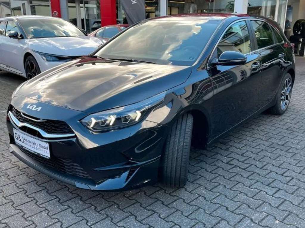 Kia Ceed 2025 Benzine