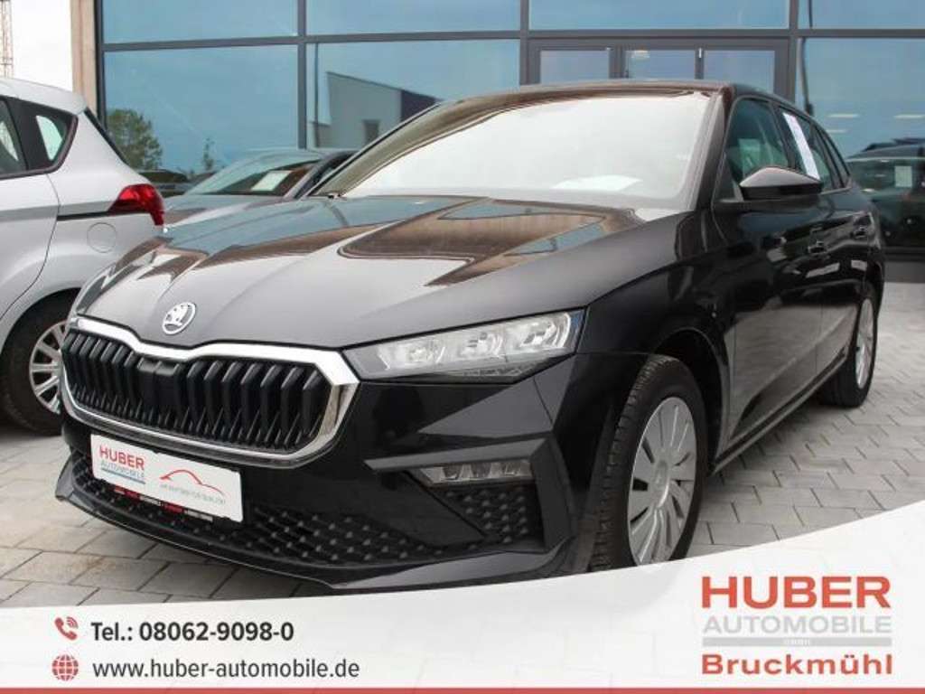 Skoda Scala 2025 Benzine