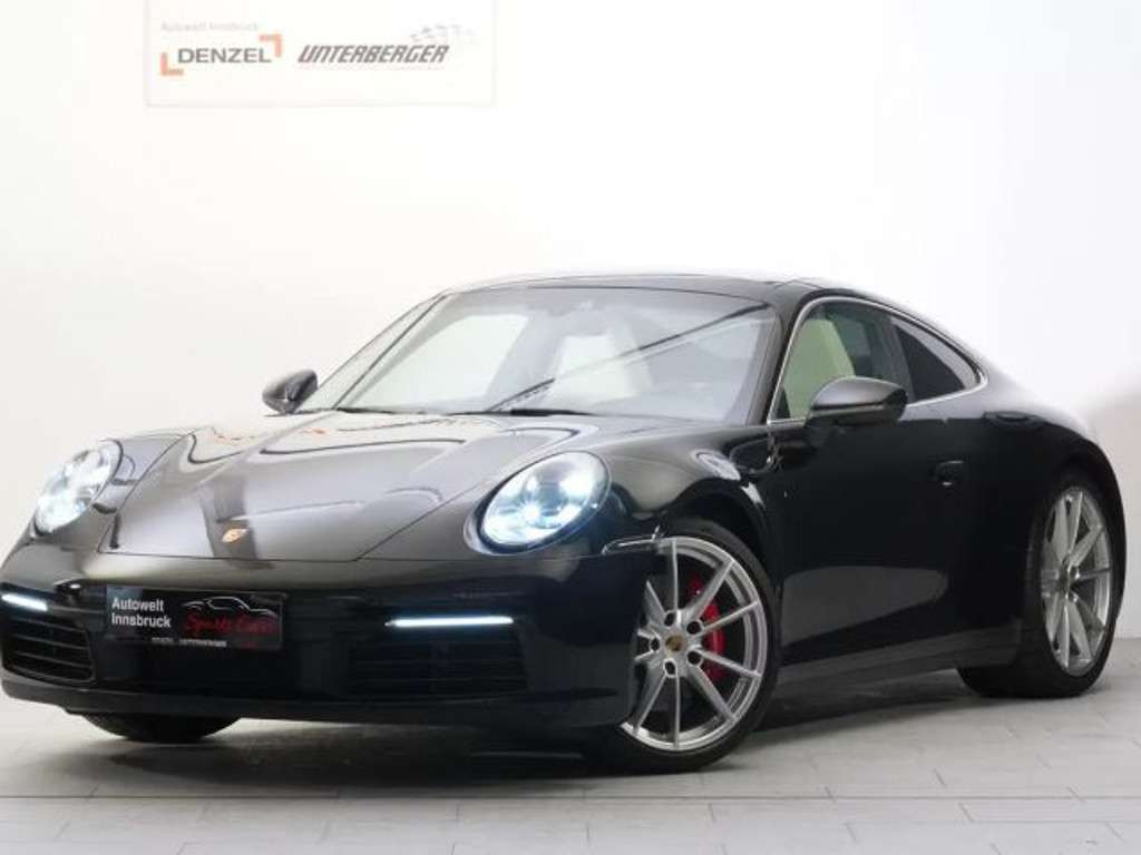 Porsche 992 2021 Benzine