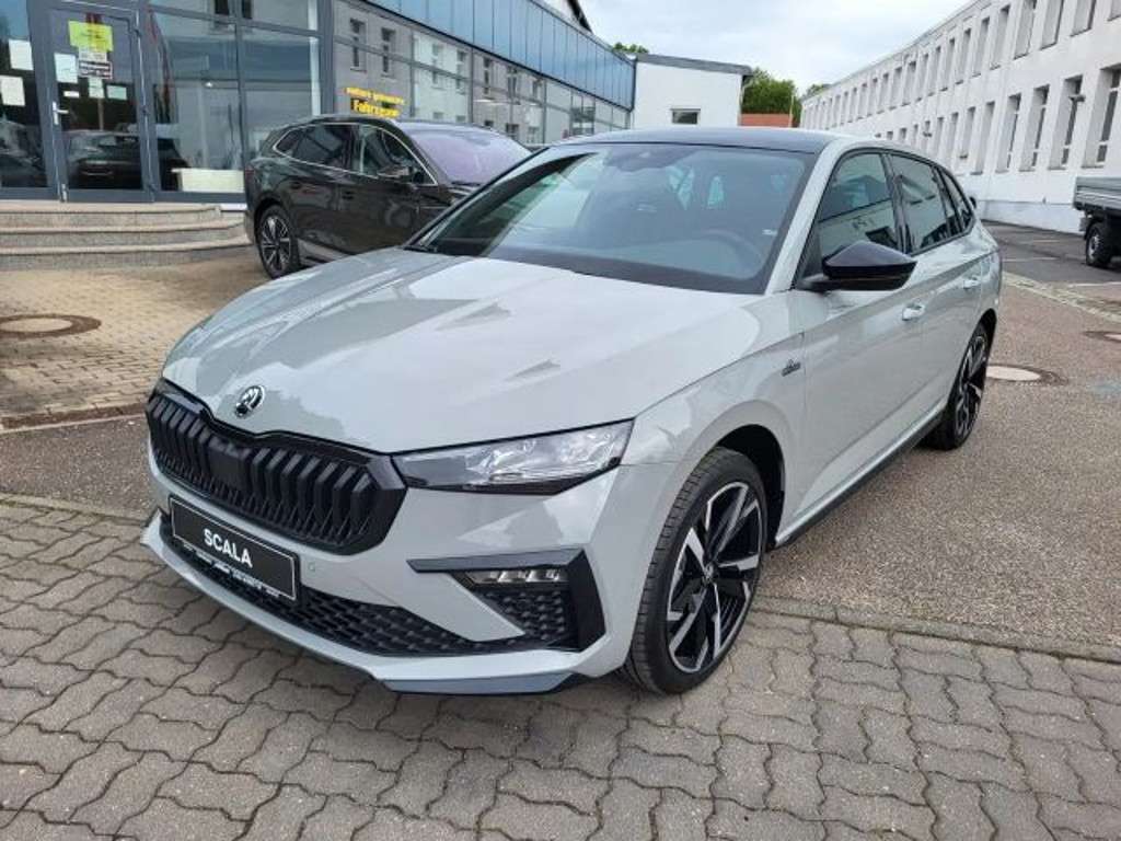 Skoda Scala 2025 Benzine