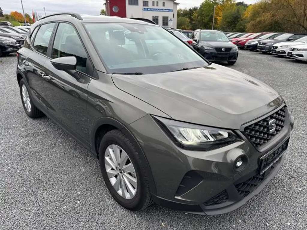 Seat Arona 2024 Benzine