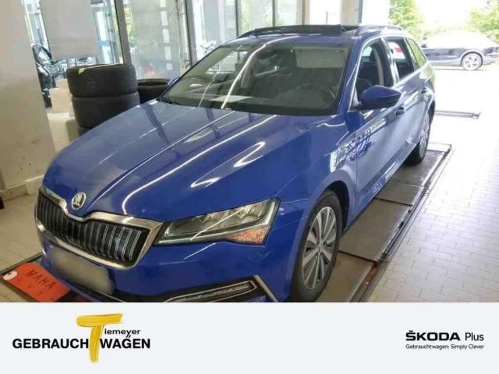 Skoda Superb 2022 Hybride Benzine