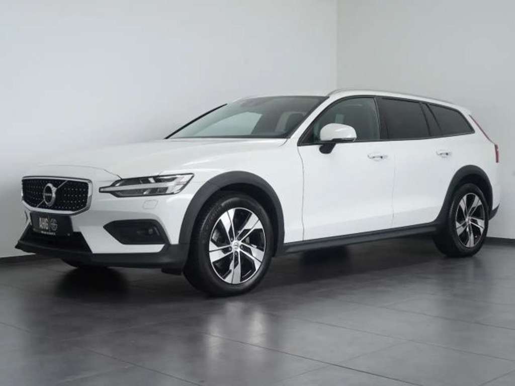 Volvo V60 Cross Country 2022 Benzine