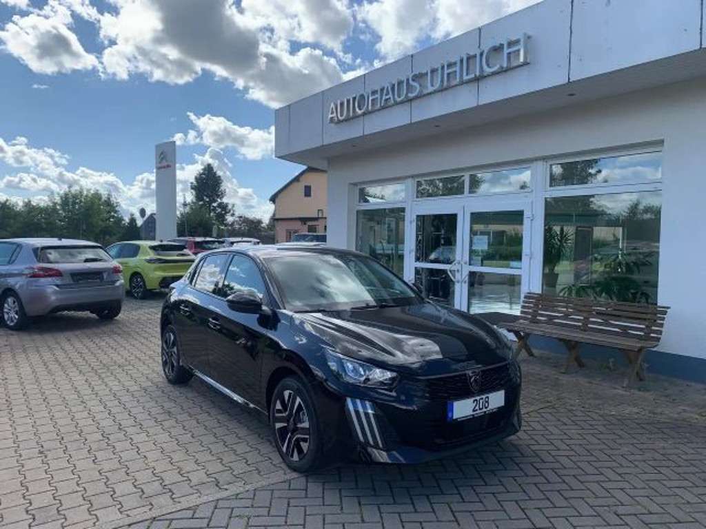 Peugeot e-208 2025 Benzine
