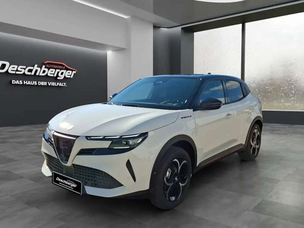 Alfa Romeo Junior 2025 Hybride Benzine