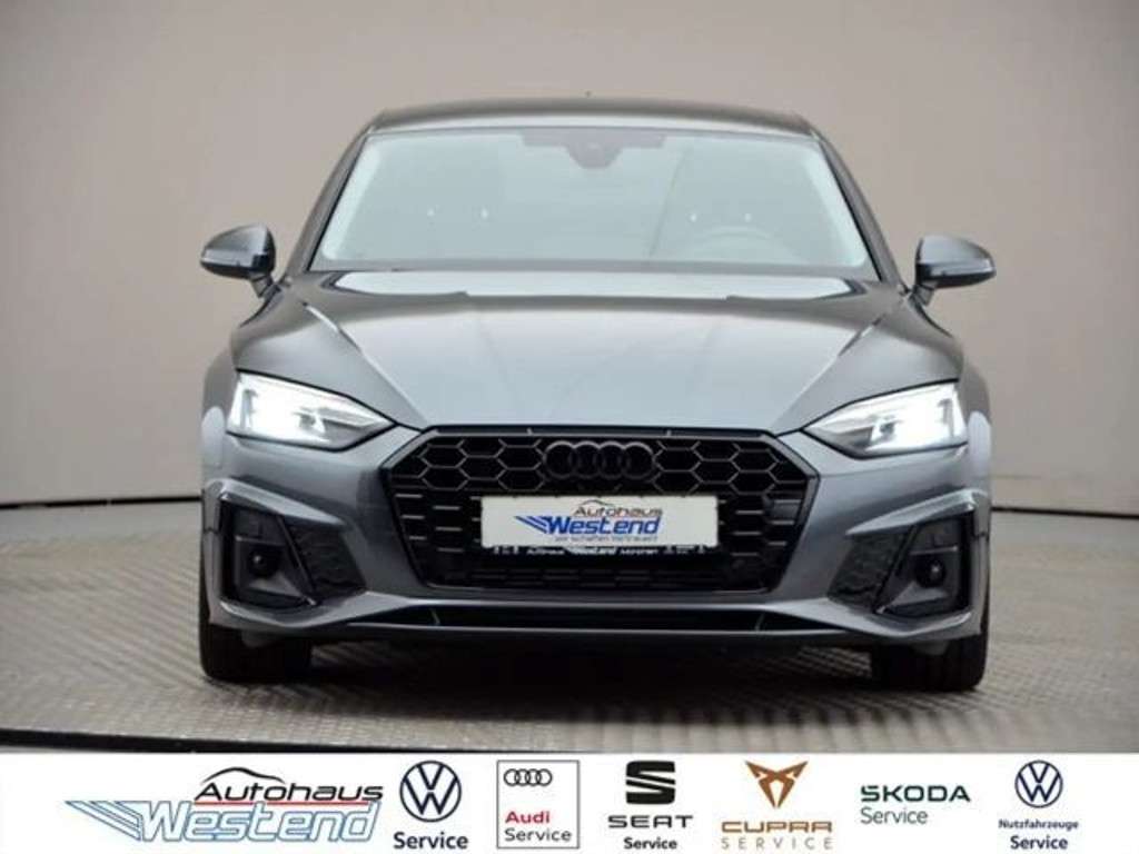Audi A5 2022 Benzine