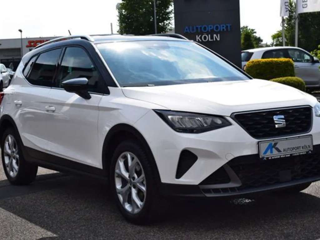Seat Arona 2024 Benzine