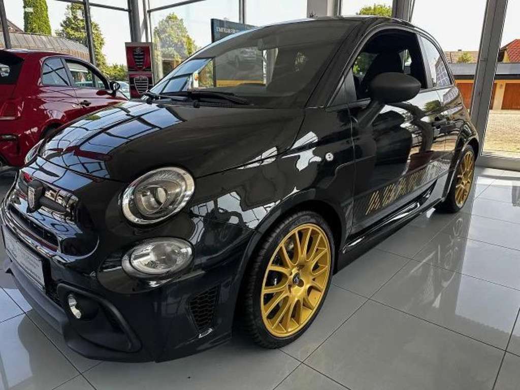 Abarth 695 2024 Benzine