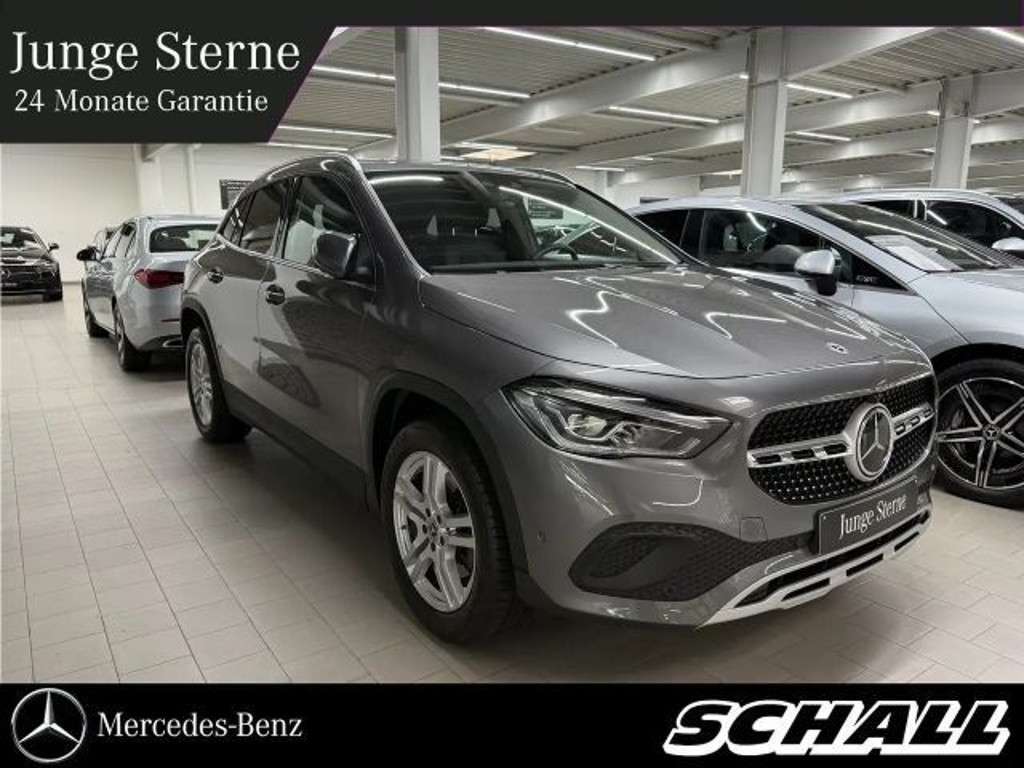 Mercedes-Benz GLA-Klasse 2023 Benzine