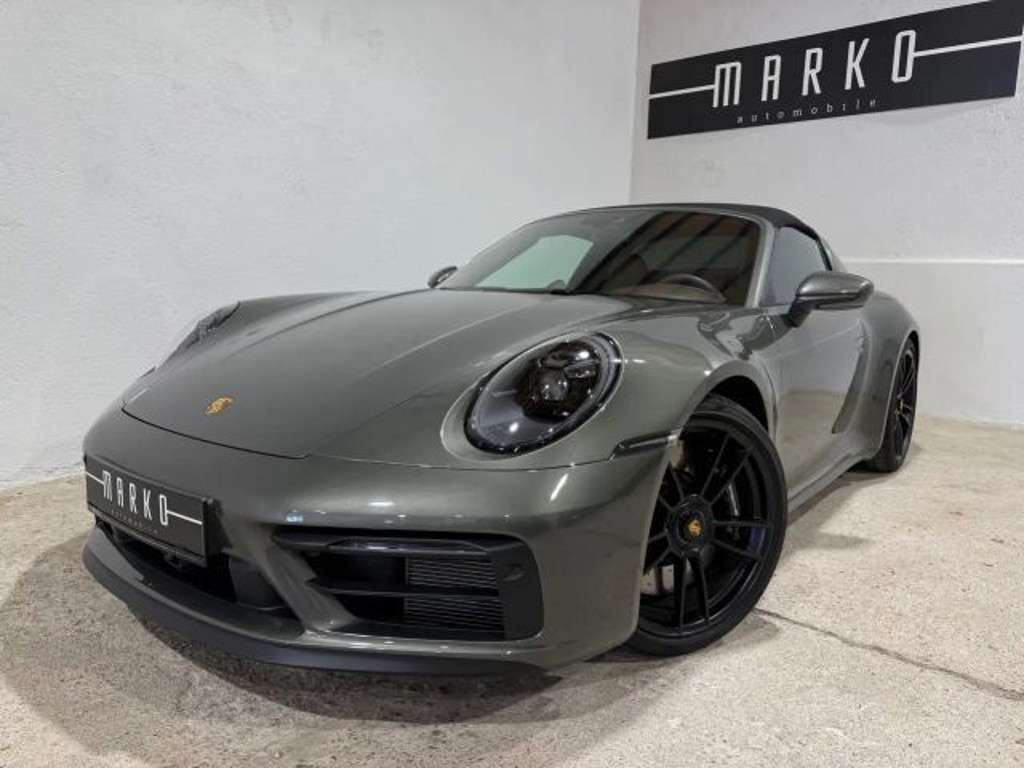 Porsche 992 2023 Benzine