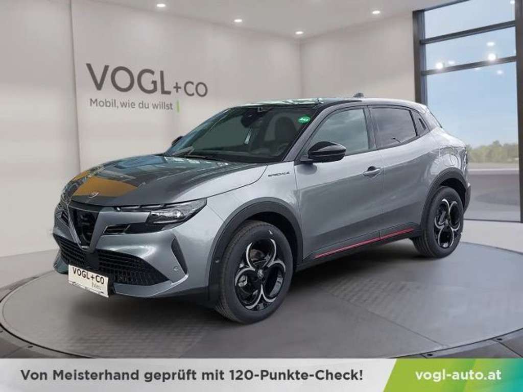 Alfa Romeo Junior 2025 Hybride Benzine