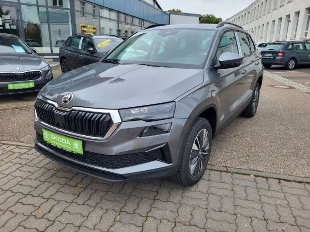 Skoda Karoq 2025 Benzine