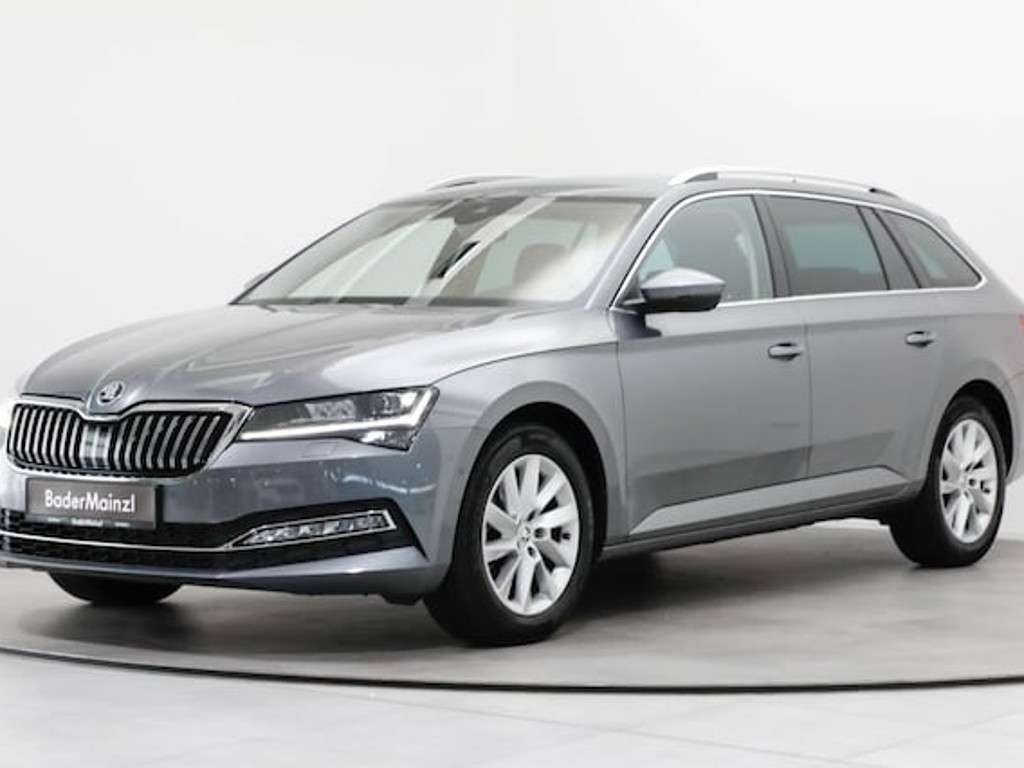 Skoda Superb 2025 Diesel