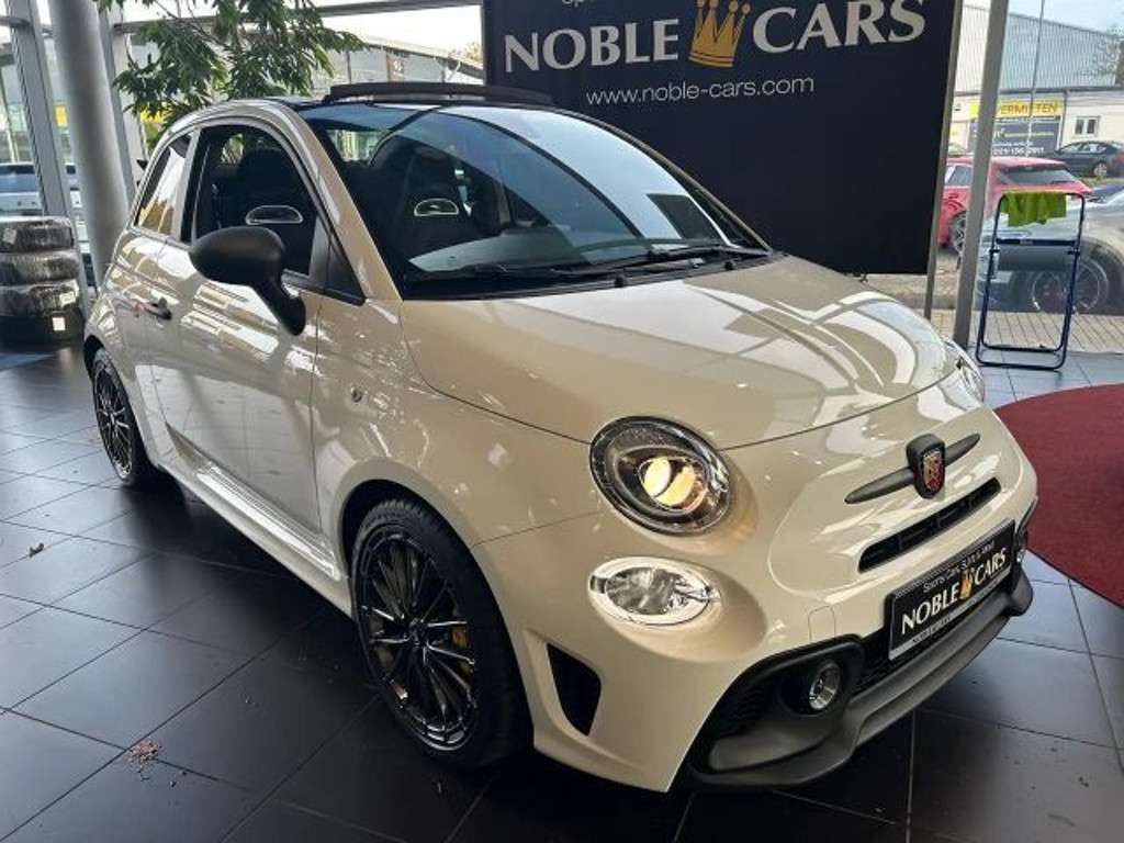 Abarth 695 2024 Benzine