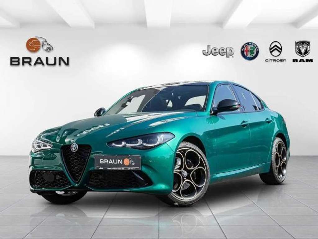 Alfa Romeo Giulia 2025 Benzine
