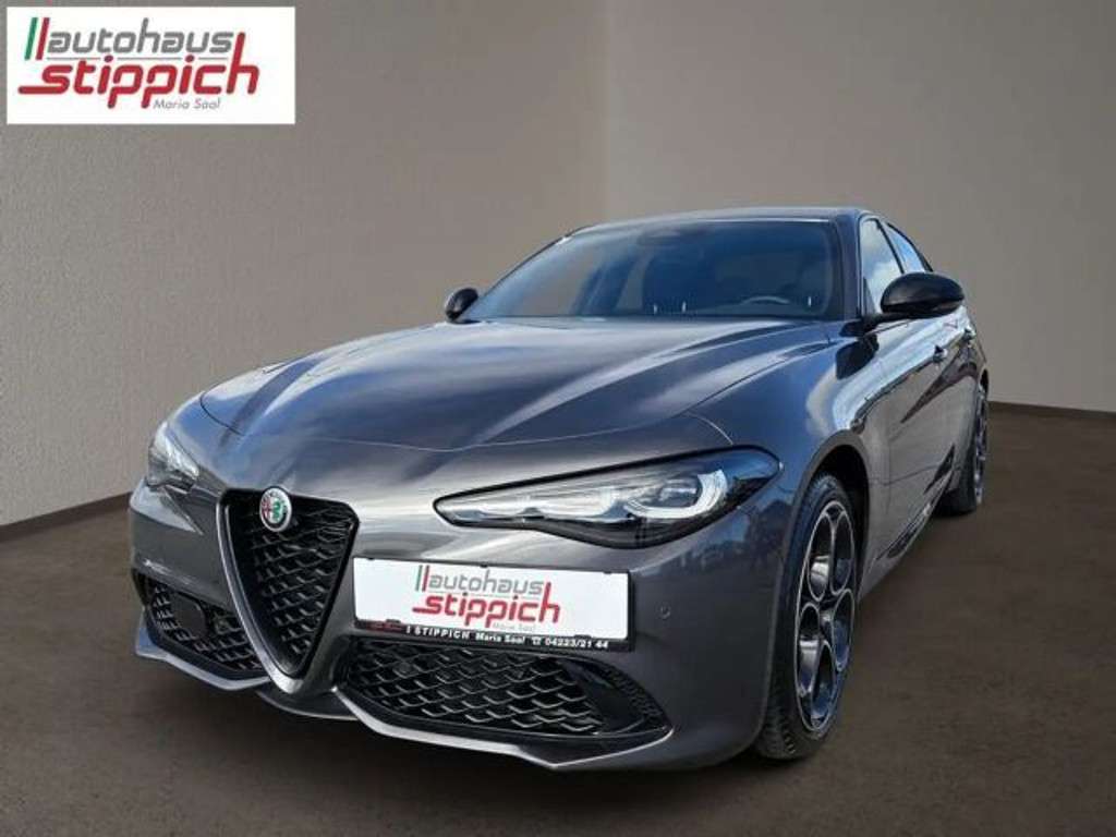 Alfa Romeo Giulia 2025 Benzine