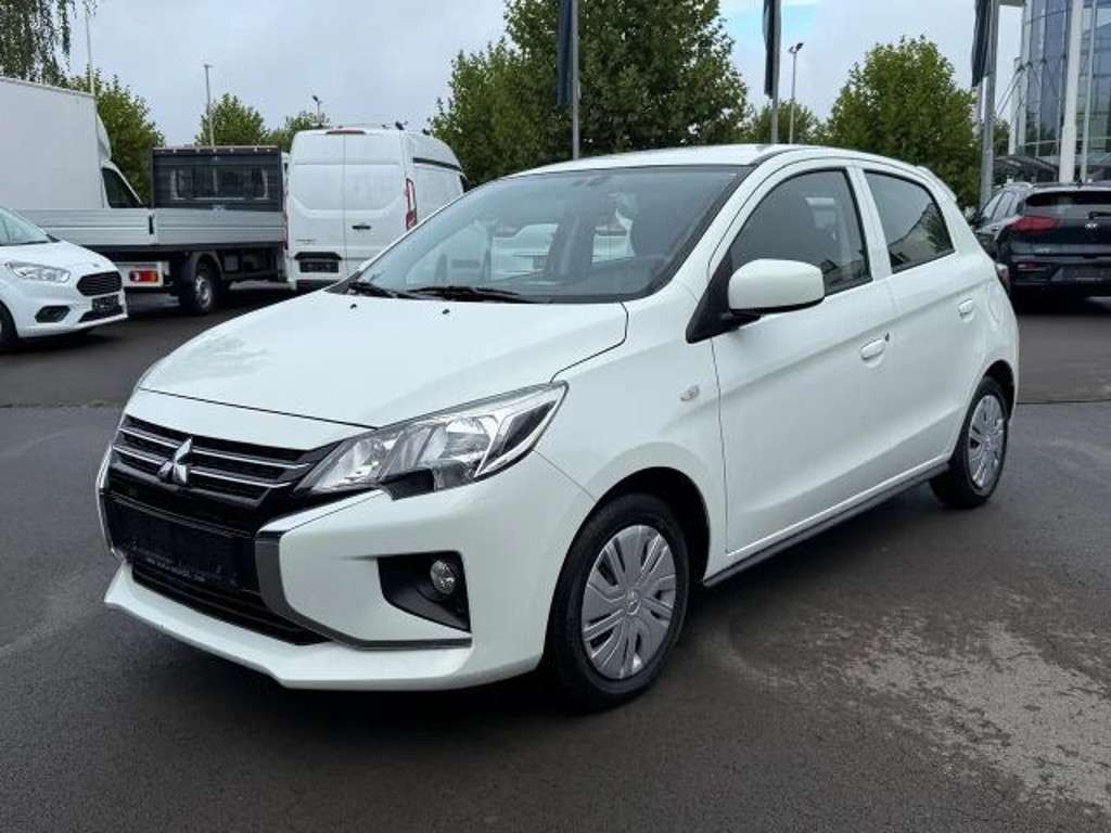 Mitsubishi Space Star 2023 Benzine