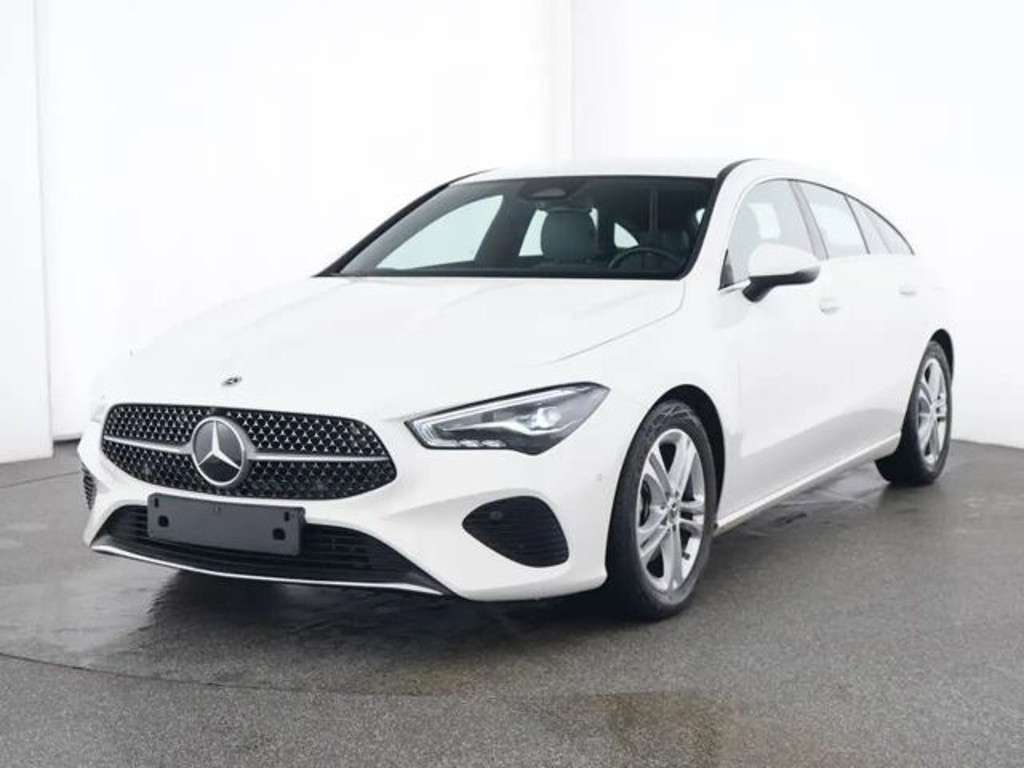 Mercedes-Benz CLA-Klasse 2024 Benzine