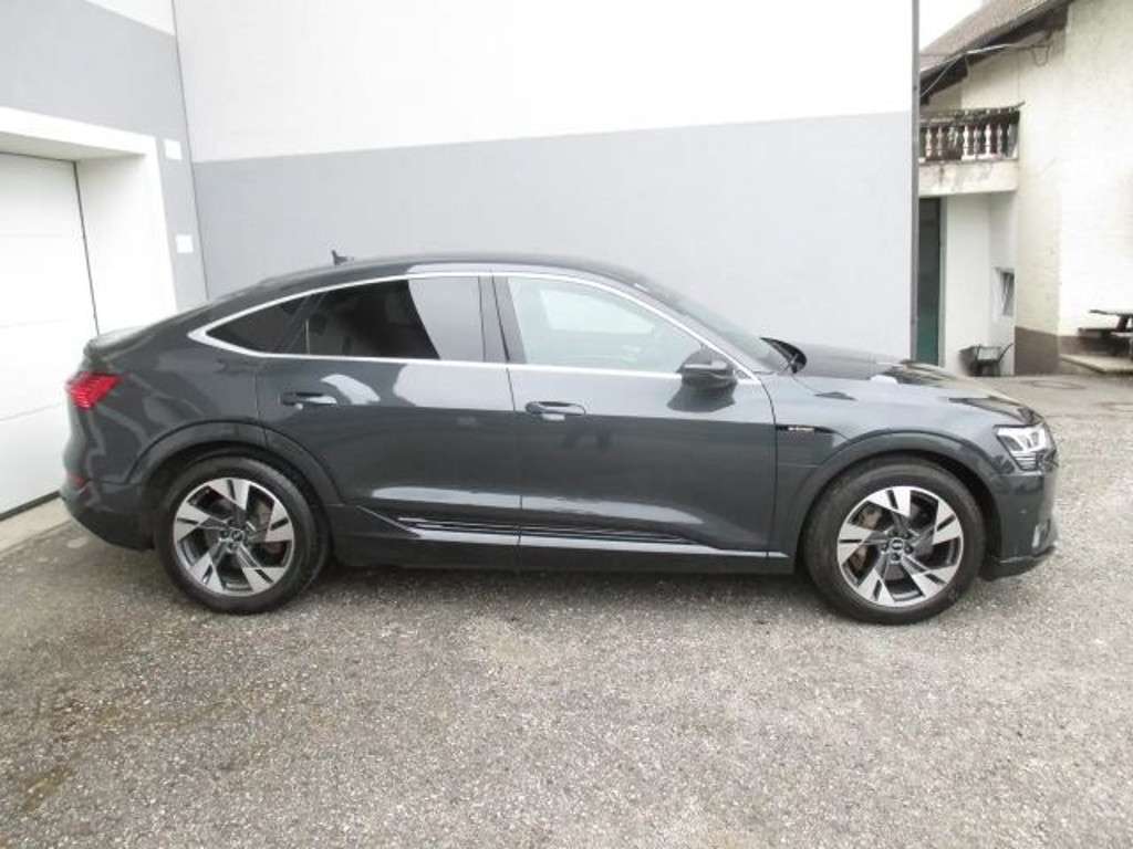 Audi e-tron 2022 Elektrisch